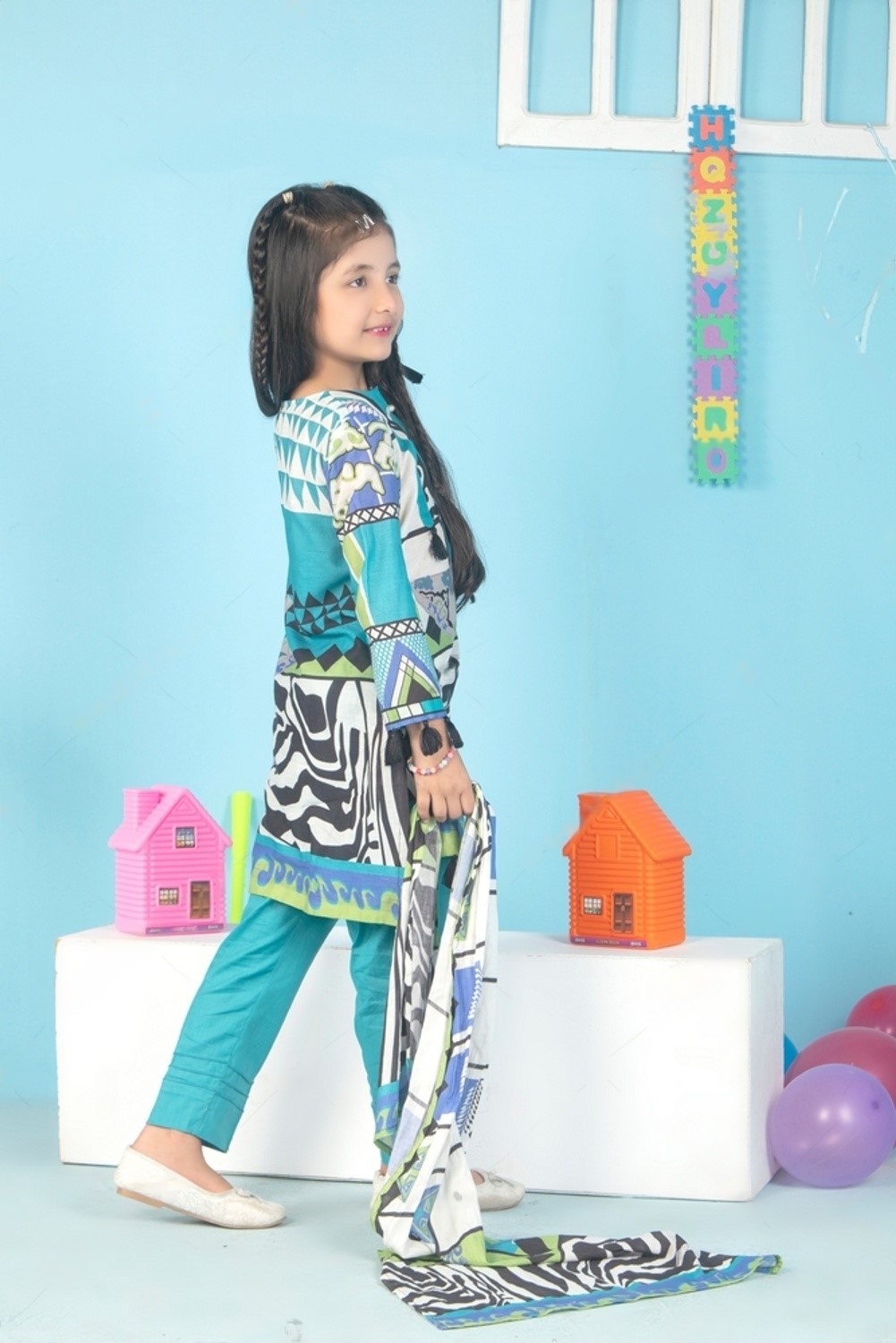 Eid Fashion Guide: Best Dresses for Little Girls This Year-2024